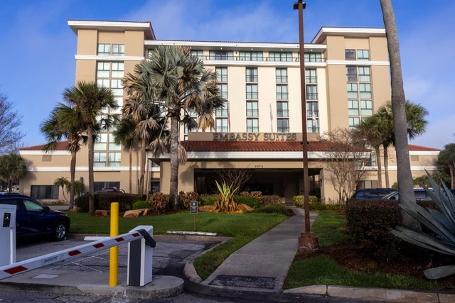 Embassy Suites by Hilton Orlando International Drive Convention Center · archive exterior